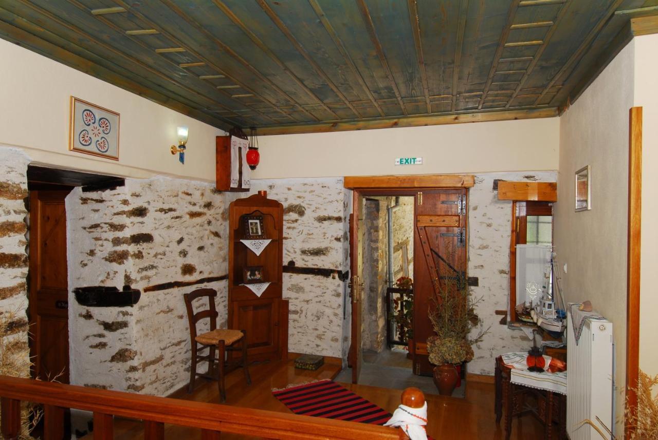 מלון Mourésion Archontiko Iatridis מראה חיצוני תמונה
